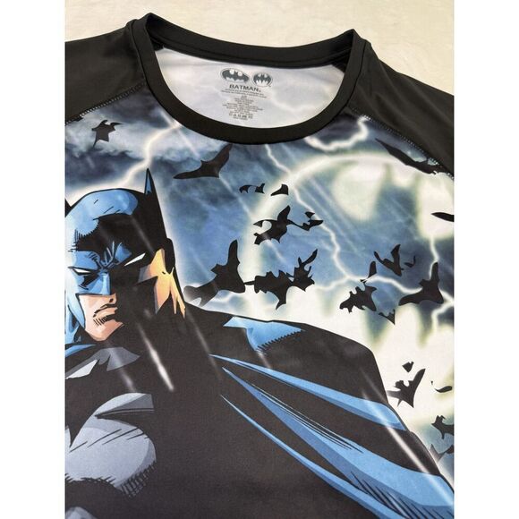 Batman Shirt Mens 2XL Black Blue Graphic DC Comics Superhero Tee Lightning Bats - Picture 3 of 7